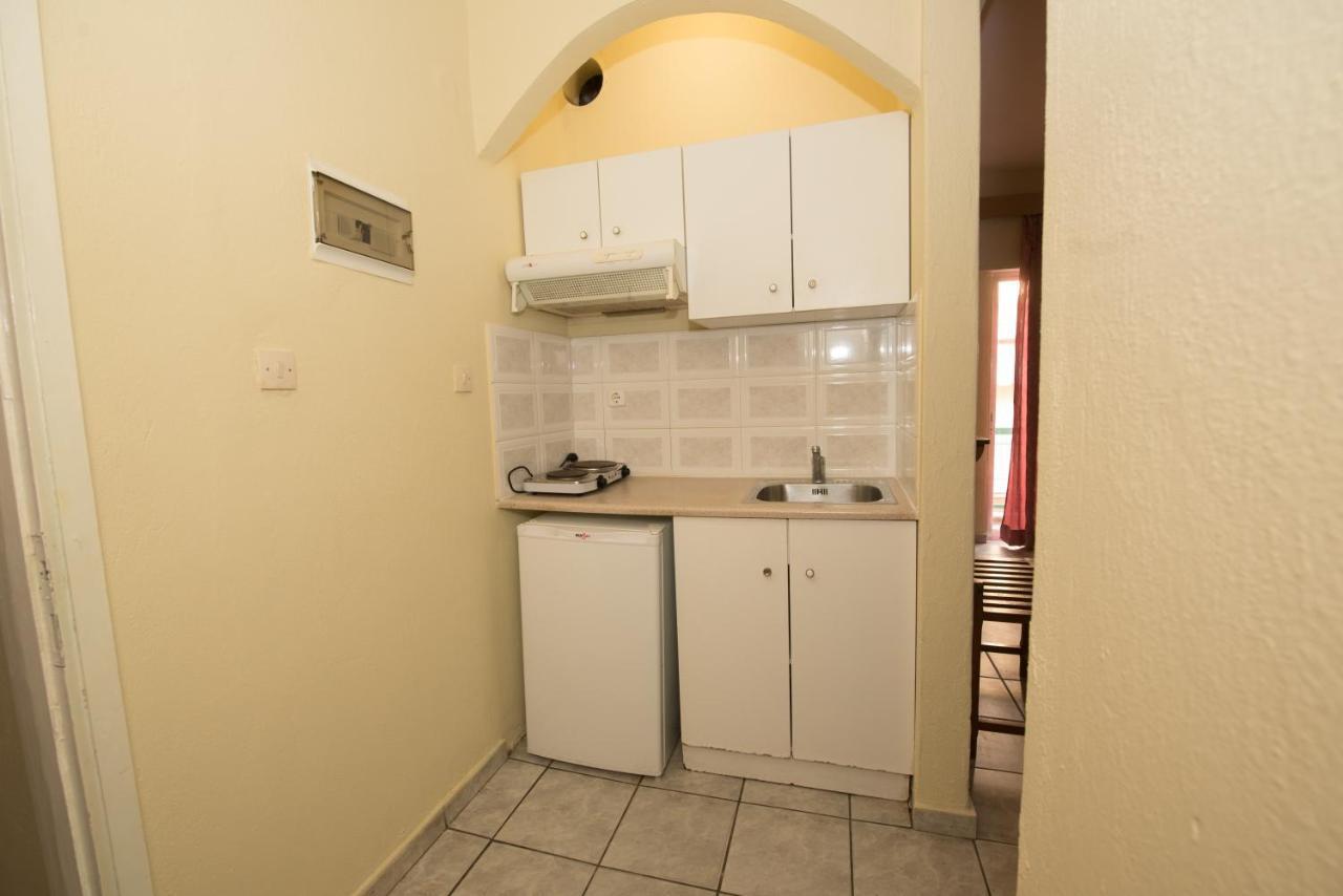 Amelies Apartments Паралія-Катерініс Екстер'єр фото